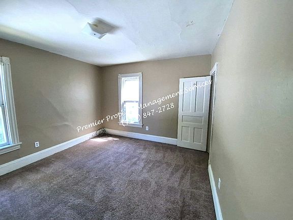 3rd image of 1613 4th Ave