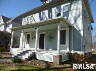 231 N Webster Ave, Jacksonville, IL 62650