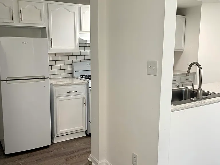408 Eloise St #408 — Photo 11