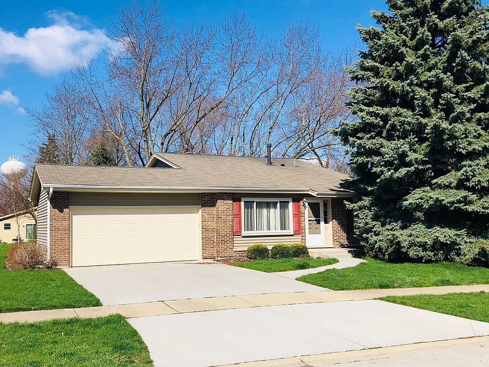 1st image of 6S020 Park Meadow Dr