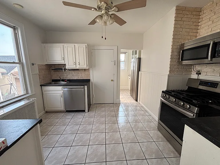 115 Cowles Ave #1 — Photo 4