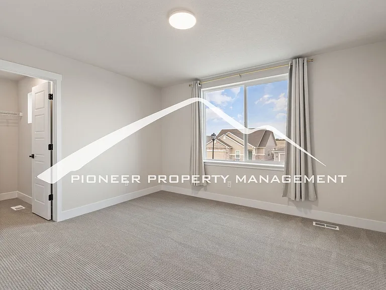 9304 Bugaboo Dr — Photo 27