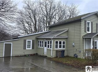 63 Eagle St, Fredonia, NY 14063