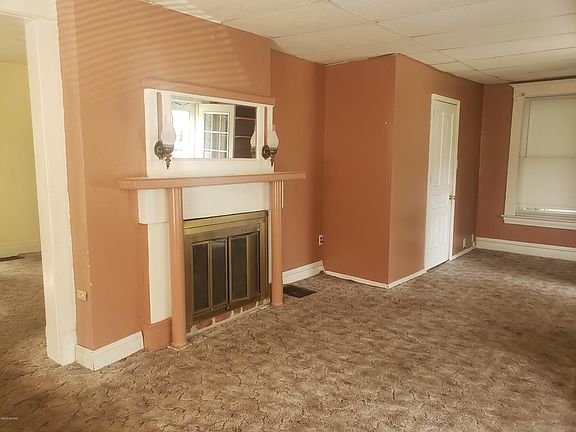 2nd image of 703 Lovett Ave SE