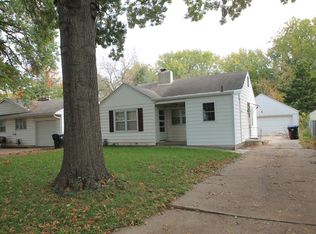 1916 SW Bowman Ct, Topeka, KS 66604