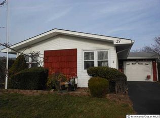 27 Phillips Rd, Brick, NJ 08724