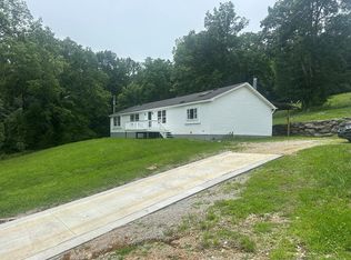 697 Club Springs Rd, Buffalo Valley, TN 38548