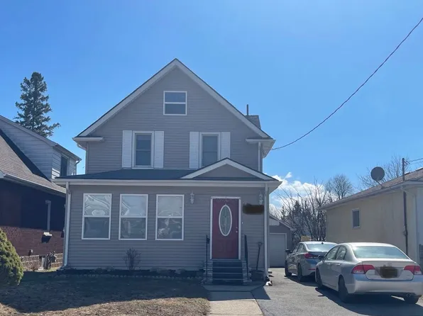 6352 Taylor St, Niagara Falls, ON L2G 2G1