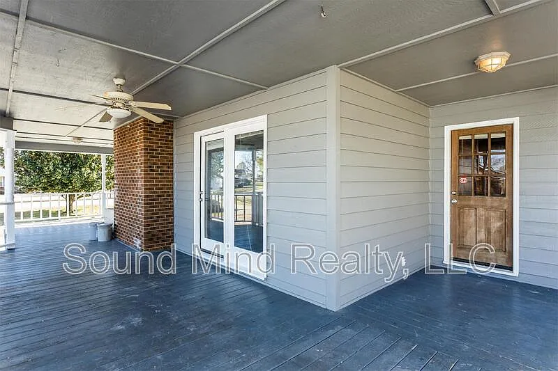 3 bed, 2.0 bath, 1476 sqft, $1,695 — Photo 4