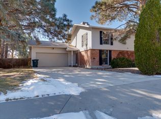202 Garver Ln, White Rock, NM 87547