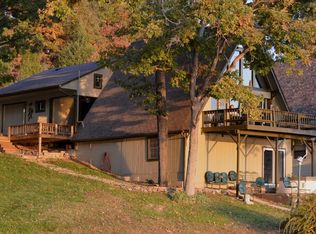 312 Golden Goose Dr, Edwards, MO 65326