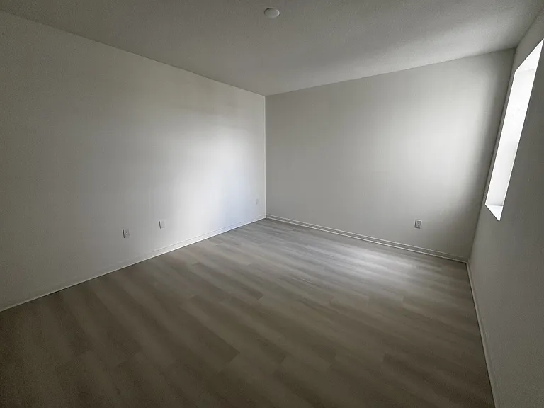 5563 Millenia Park Blvd — Photo 25