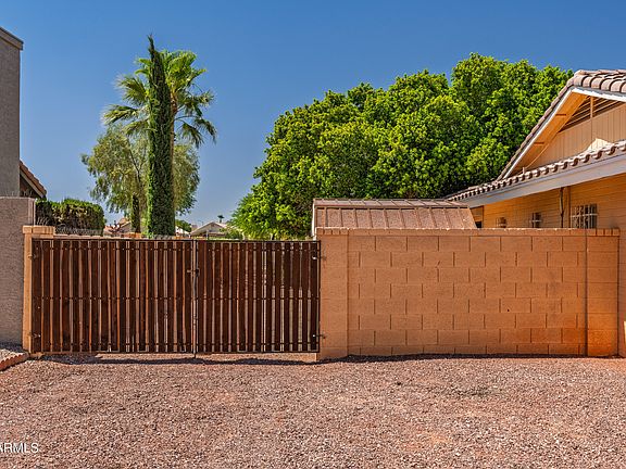 3rd image of 6233 E CAMELOT Drive