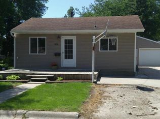 1050 G Pl, Nevada, IA 50201