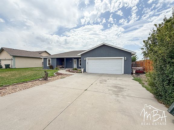 2nd image of 523 Jenna Ln