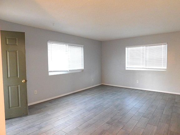 3rd image of 41598 Marine Dr #41598