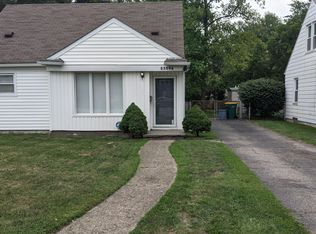 23098 Orchard Lake Rd, Farmington, MI 48336