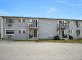 2740 South Road #G11, Poughkeepsie, NY 12601