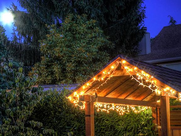 The gatehouse gives privacy between you and the rest of the world