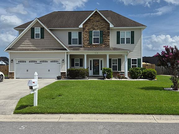 3rd image of 512 Louvre Lane