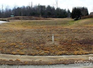 426 SE Huntington Woods St, Lenoir, NC 28645