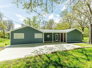 2258 Seclusion Ln, Wentzville, MO 63385