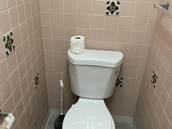 4th image of 221 Atwood St APT G