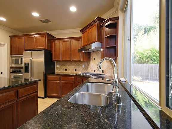 3rd image of 3724 Bella Cruz Ct