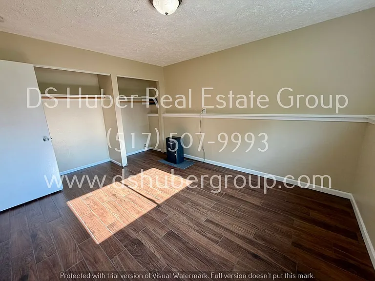 330 N Church St — Photo 5