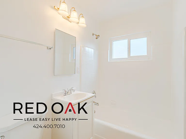712 N Ardmore Ave #4 — Photo 16