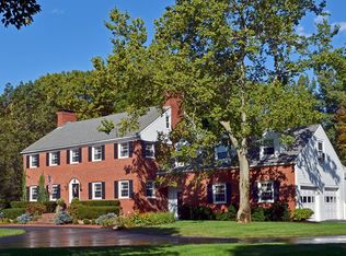 219 Kensington Rd, Hampton Falls, NH 03844