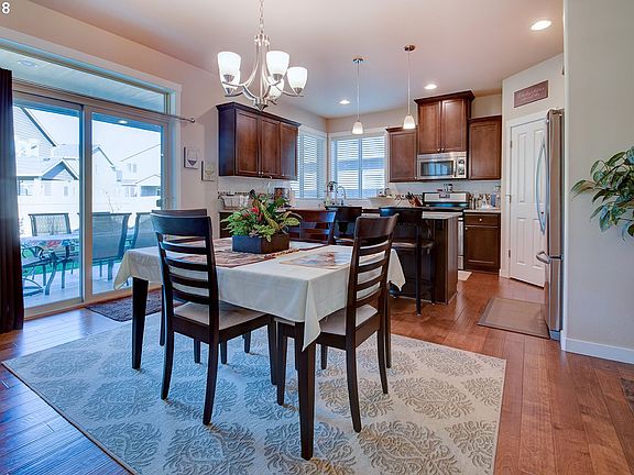 4th image of 6702 NE 107th St