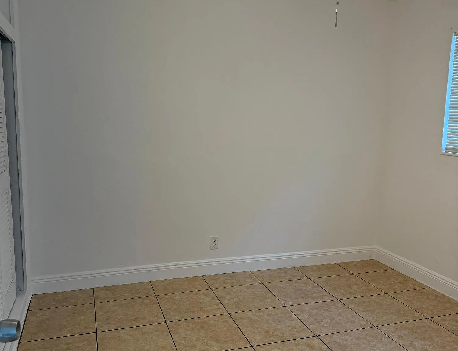 2 bed, 1.0 bath, 670 sqft, $2,000 — Photo 1