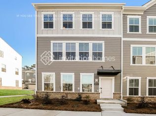 8024 Roest Ln, Charlotte, NC 28269