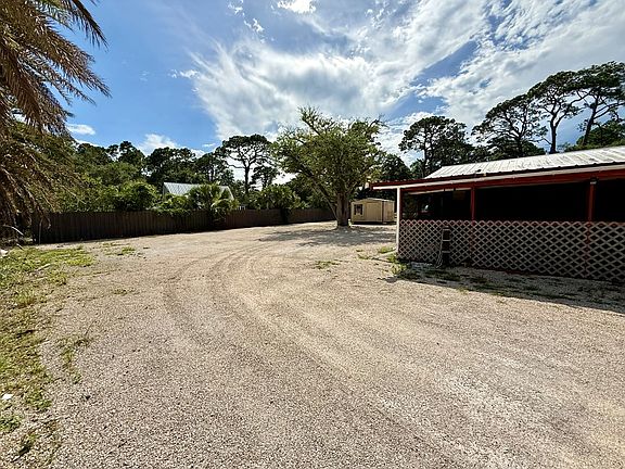 5th image of 258 Patton Dr