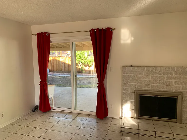 481 Gemma Dr — Photo 7