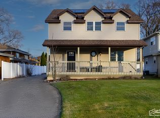 4023 N Grant St, Westmont, IL