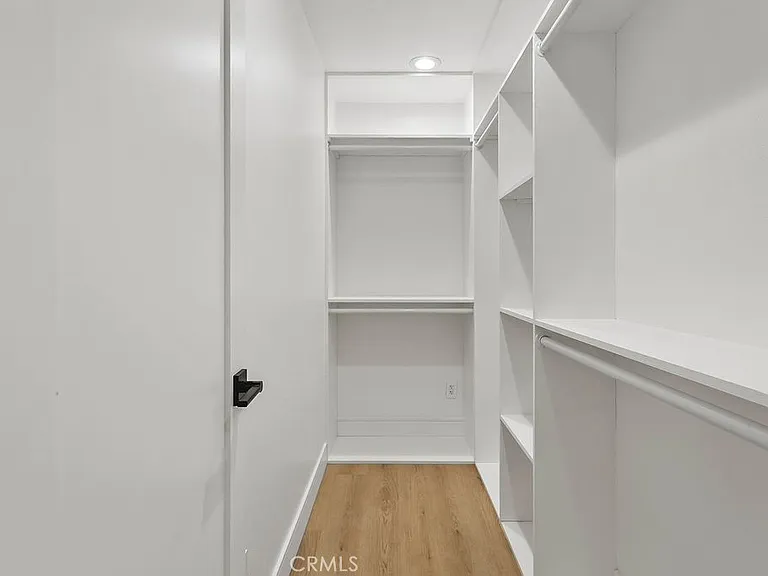 6091 Navajo Rd — Photo 15