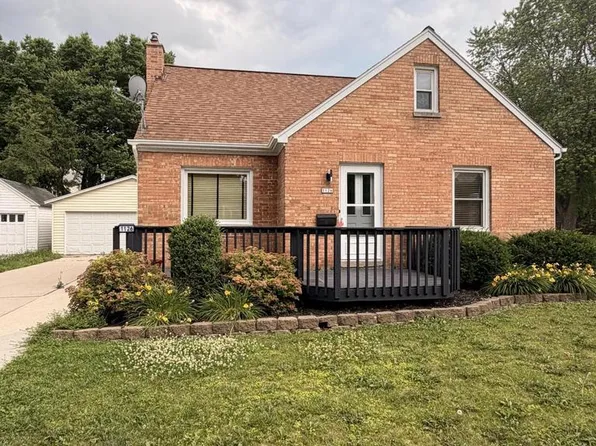 1126 N 12th STREET, Manitowoc, WI 54220