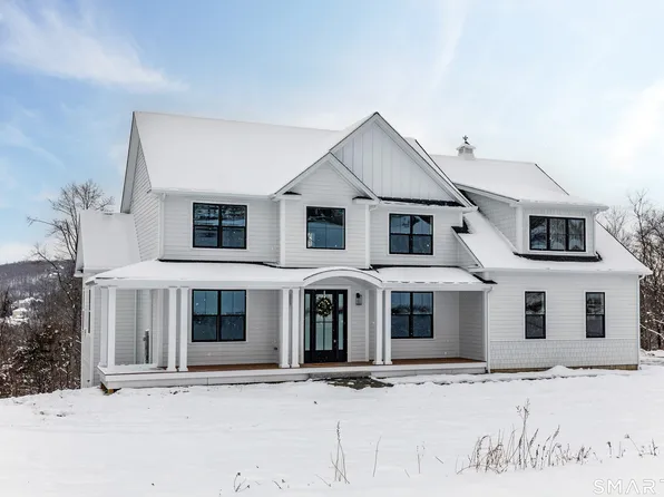 195 Willow Creek Estates Drive, Southbury, CT 06488