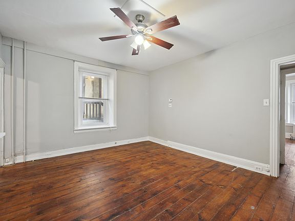 3rd image of 476 Krams Ave
