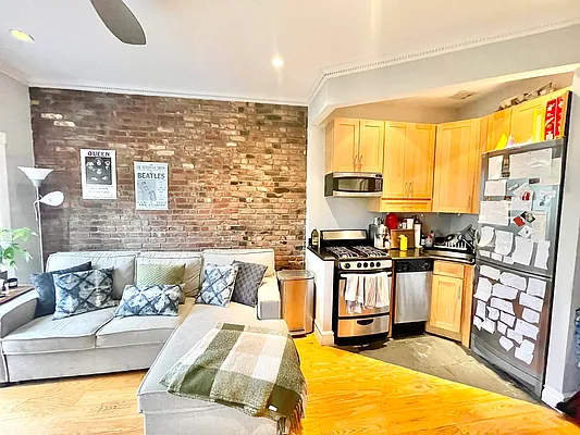 Rented by Century 21 Premier  | media 3