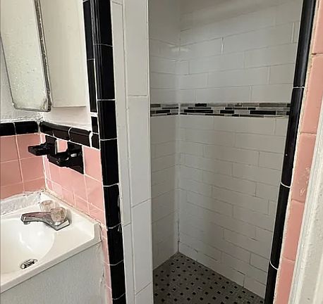 5th image of 16625 89th Ave #1