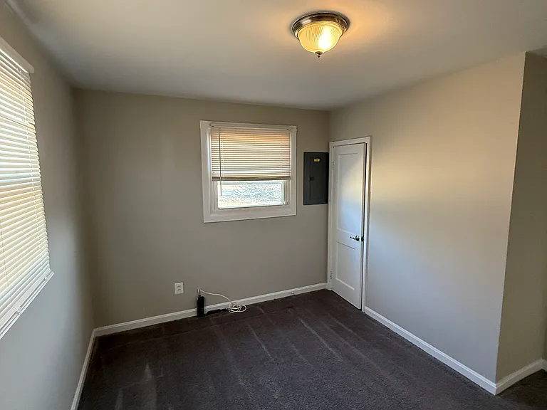 15 Alton St — Photo 10
