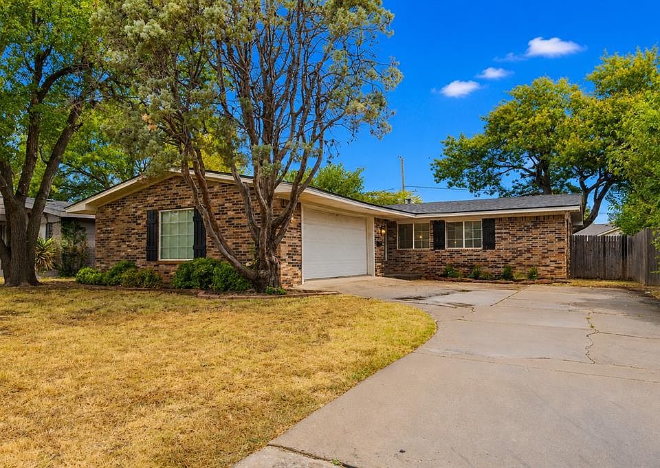 2733 Manchester Dr, Oklahoma City, OK 73120 | MLS #1245871 | Zillow