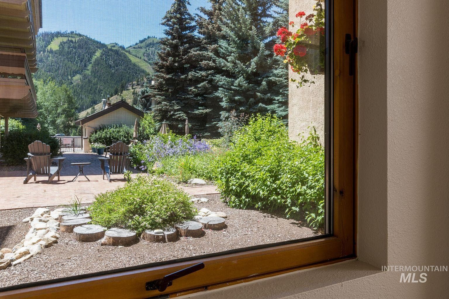 西海岸2 351 S 2nd Ave #602, Ketchum, ID 83340 | MLS #98951750 | Zillow