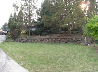 709 SW Lorraine Dr, Madras, OR 97741