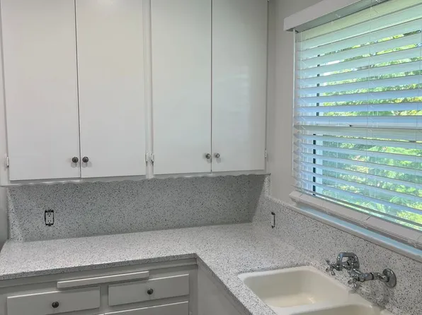 Peppertree Arms, 1701 Peppertree Ln APT 5, Fullerton, CA 92835