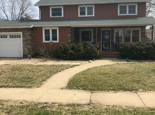 727 NW 1st Ave, Galva, IL 61434