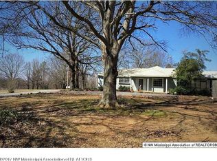 2075 Scotland Rd, Coldwater, MS 38618